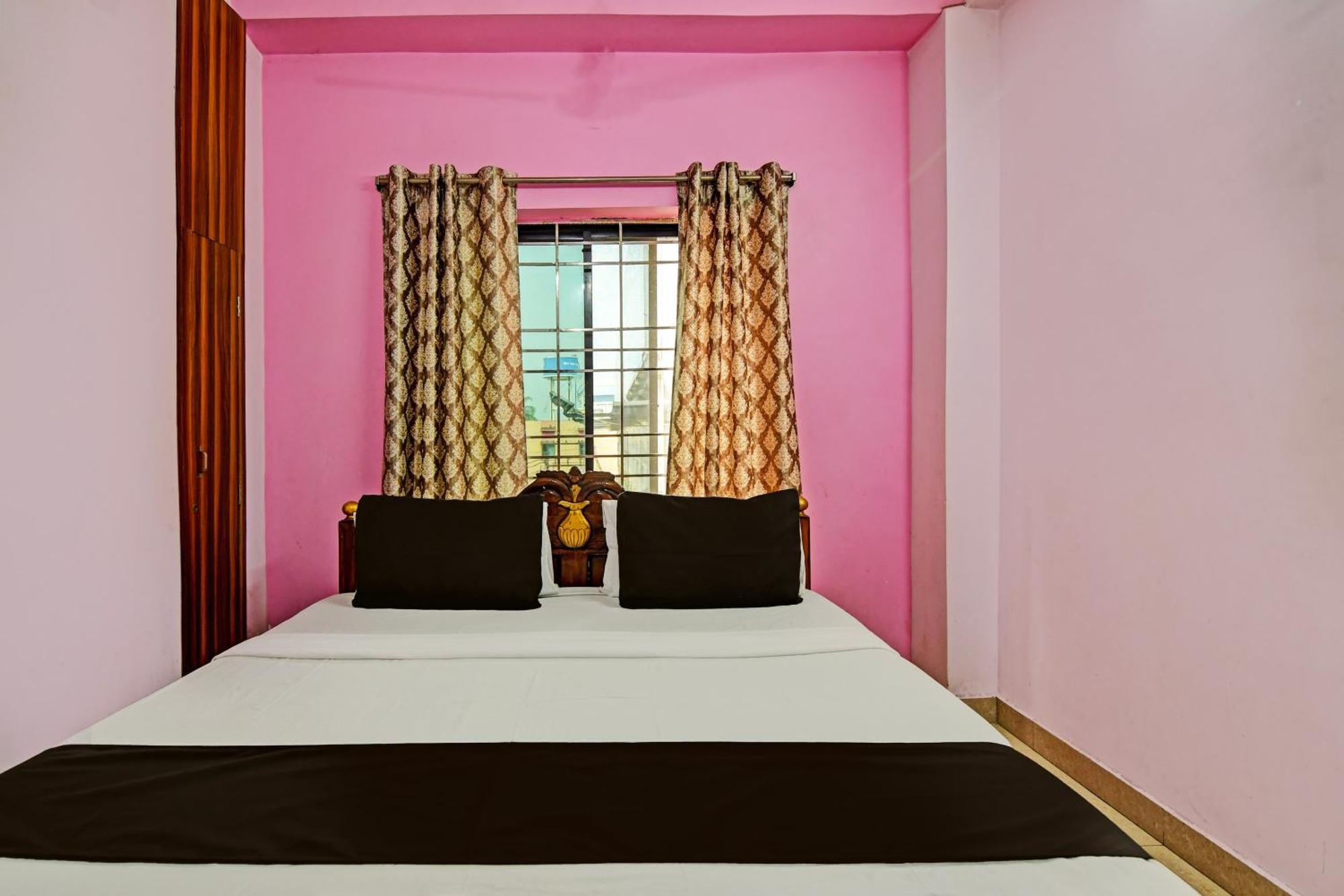 Hotel O Mahalaxmi Lodge Urāli Екстериор снимка