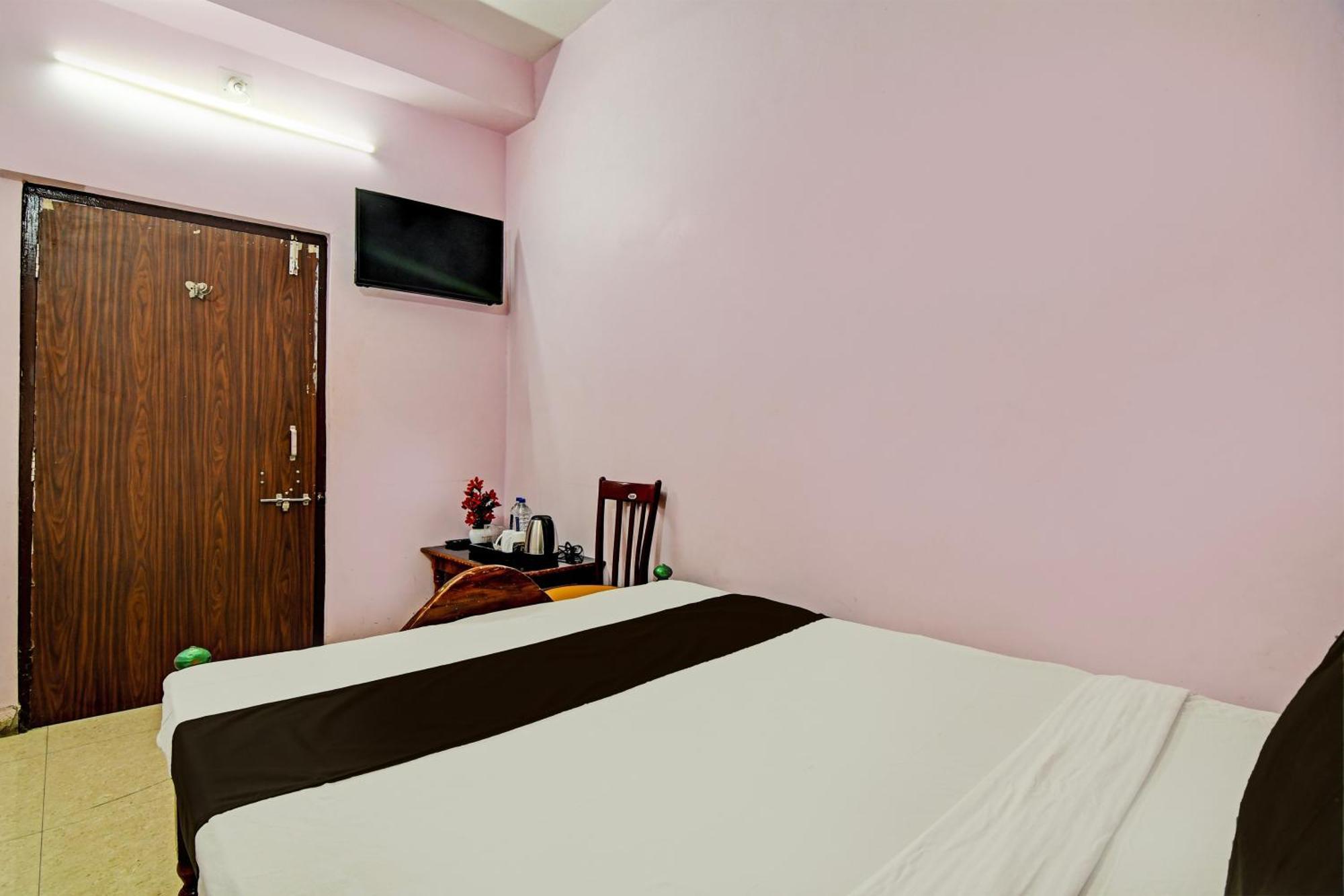 Hotel O Mahalaxmi Lodge Urāli Екстериор снимка